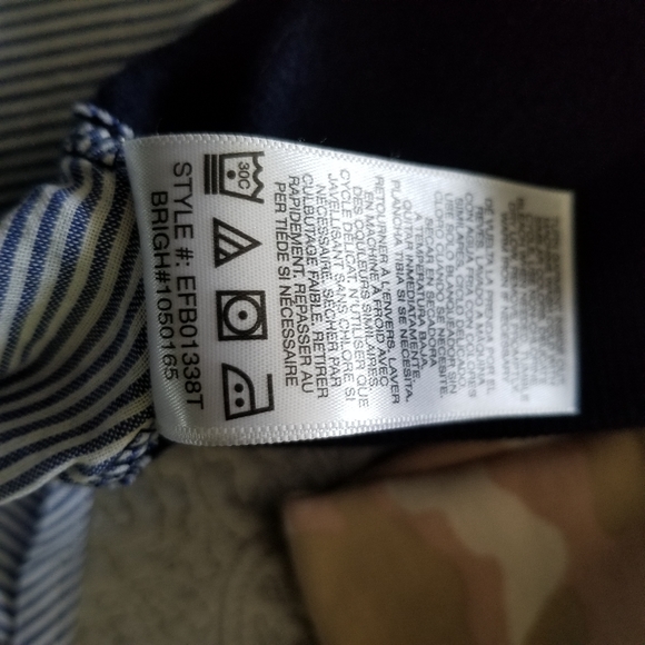 Kensie Crew Neck Ruffled Sweatshirt size M - Picture 6 of 9